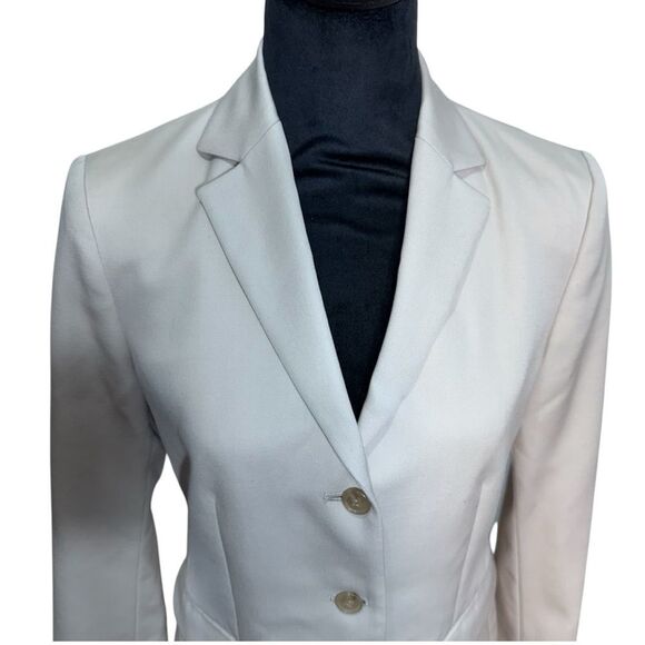 J.Crew Wool Boyfriend Blazer Camel 3 button jacket Size: 6 color light beige - Picture 2 of 10